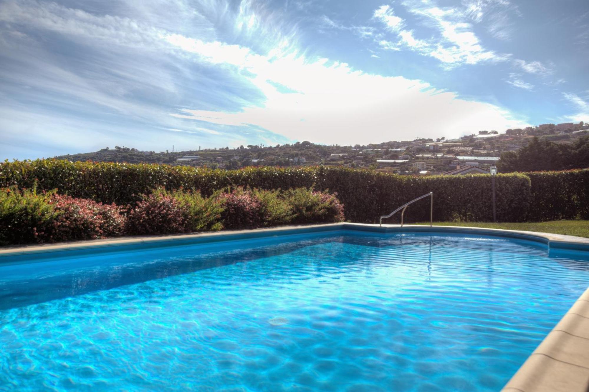 Villa Lucia Riviera Dei Fiori Pool - Happy Rentals Sanremo Eksteriør billede