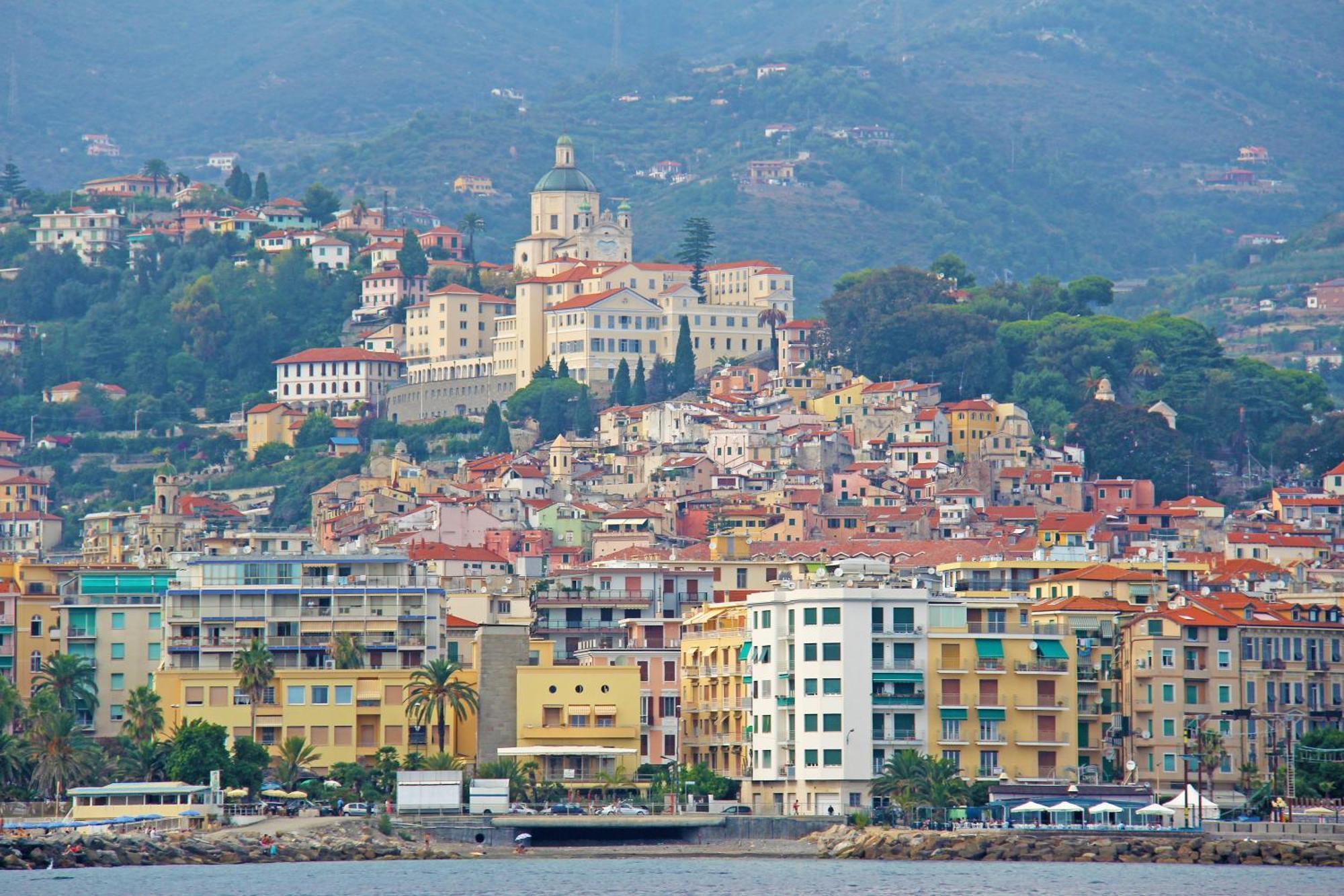 Villa Lucia Riviera Dei Fiori Pool - Happy Rentals Sanremo Eksteriør billede