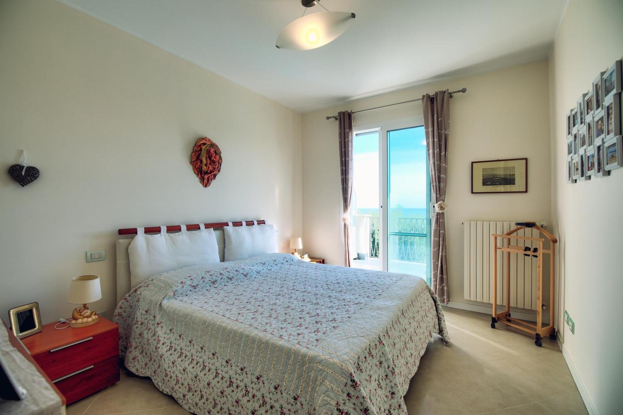Villa Lucia Riviera Dei Fiori Pool - Happy Rentals Sanremo Eksteriør billede